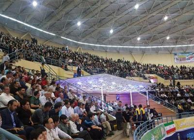 ظرفیت استادیوم 6 هزار نفری رضازاده اردبیل پر شد