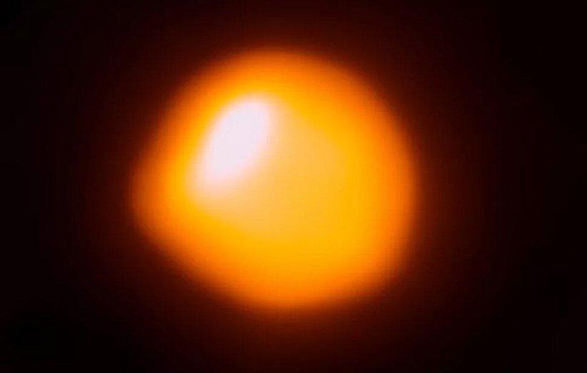 ستاره ابرغول ابط الجوزا احتمالا از آنچه تصور می شد به زمین نزدیک تر است