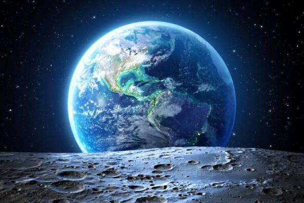 بقای حیات روی کره زمین اتفاقی بود