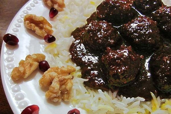 طرز تهیه خورشت فسنجان؛ ترش و ملس و شیرین طرز تهیه خورشت فسنجان؛ ترش و ملس و شیرین